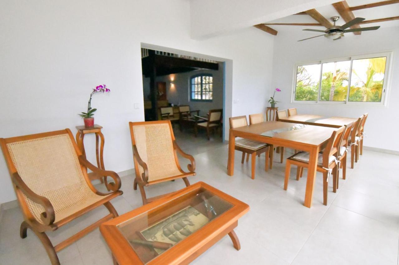 Le Guillaume Le Jacaranda Du Guillaume Bed & Breakfast エクステリア 写真